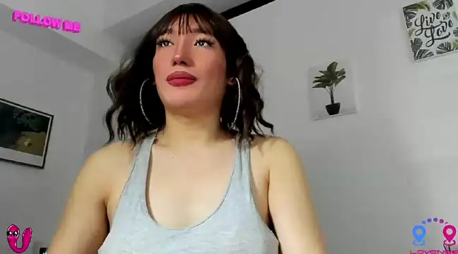 hottycrishina online show from December 2024 11:58:01 AM