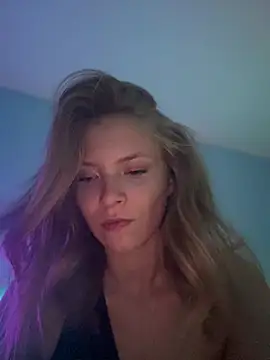 AnastasiaAniess online show from January 2025 06:03:02 PM