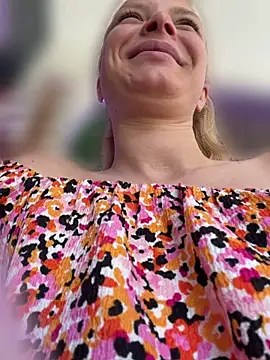 Snapshot of AnastasiaAniess chatting on April 2026 01:24:01 PM AnastasiaAniess online show from April 2026 01:24:01 PM