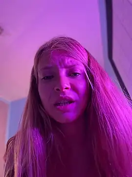 Snapshot of AnastasiaAniess chatting on May 2026 10:14:02 PM AnastasiaAniess online show from May 2026 10:14:02 PM