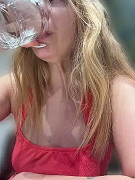 Snapshot of AnastasiaAniess chatting on May 2026 11:26:01 AM AnastasiaAniess online show from May 2026 11:26:01 AM