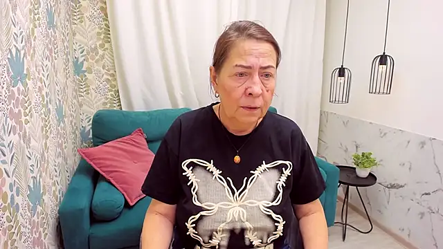 LindaPassionate online show from May 2026 01:16:02 PM