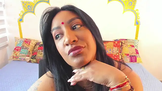 LadyNahir online show from October 2025 08:36:02 PM