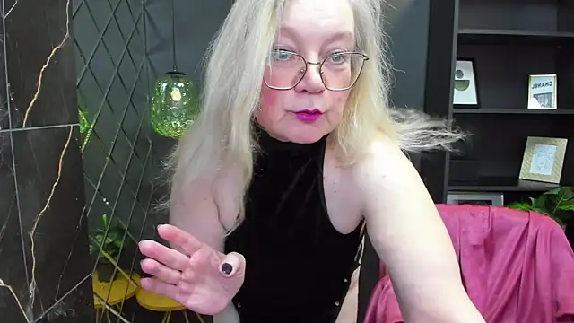 NataliMellow online show from December 2024 01:22:02 PM