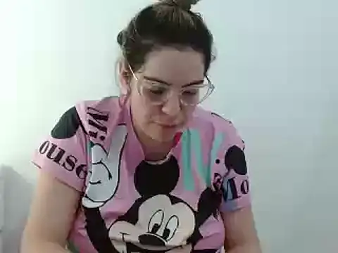 ashlymoon online show from January 2025 04:52:01 AM