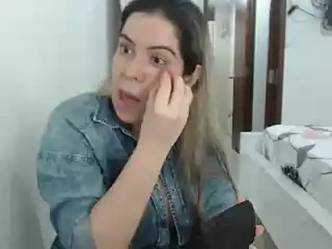 ashlymoon online show from February 2025 06:37:02 PM