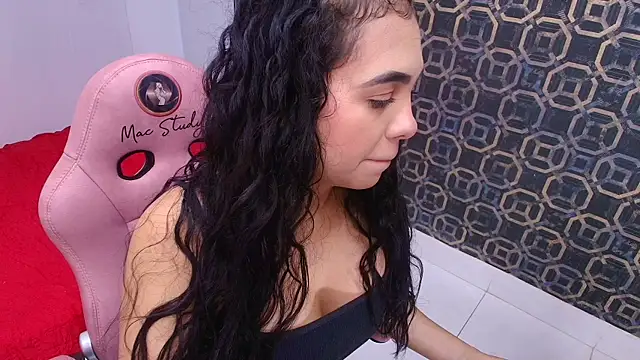 sarakaisy online show from February 2025 12:05:02 PM