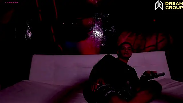 Snapshot of AmazingPartys chatting on October 2025 12:36:02 PM AmazingPartys online show from October 2025 12:36:02 PM