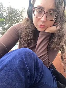 ladyturtle online show from March 2026 01:33:01 PM