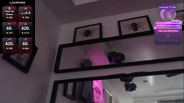 Snapshot of TheDaisyChaos chatting on March 2026 10:59:01 PM TheDaisyChaos online show from March 2026 10:59:01 PM