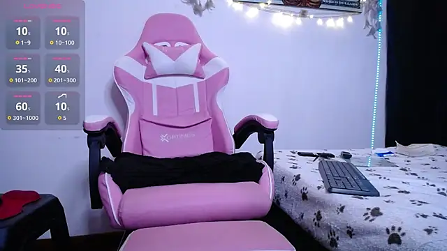 Jessi Evans online show from November 2025 02:29:01 PM