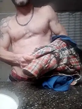 Snapshot of ThickDMatty@xh chatting on March 2025 04:21:01 AM ThickDMattyxh online show from March 2025 04:21:01 AM
