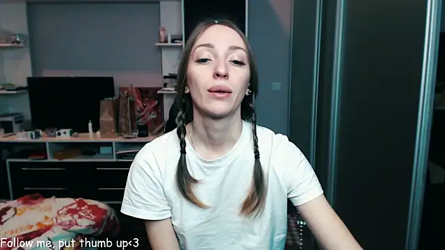 Snapshot of Natalimeowks chatting on December 2024 09:48:02 AM Natalimeowks online show from December 2024 09:48:02 AM