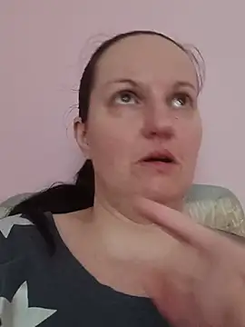 BustyLadyAlma online show from July 2026 06:28:02 AM