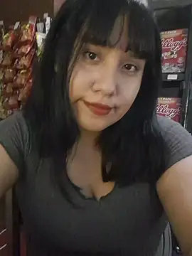 Snapshot of Kalani_Engel chatting on June 2026 02:34:02 AM Kalani Engel online show from June 2026 02:34:02 AM