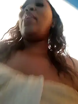 SWEETDOLLY29XX online show from January 2025 08:52:01 AM