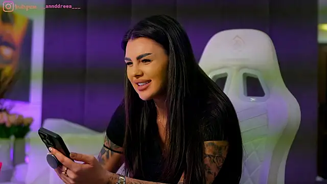 perfectt33n online show from December 2025 04:01:01 PM