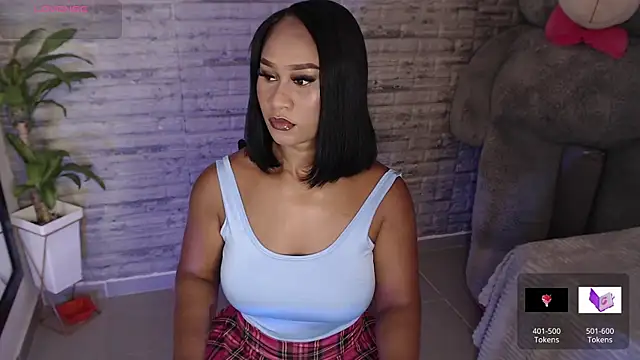 TinnaCobb online show from October 2025 01:30:02 PM