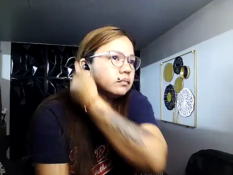 ambersmile online show from January 2025 09:51:02 PM
