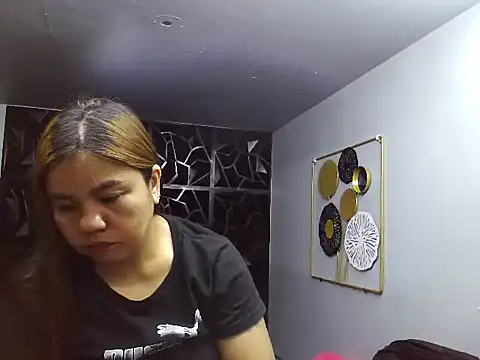 ambersmile online show from January 2025 01:48:01 AM