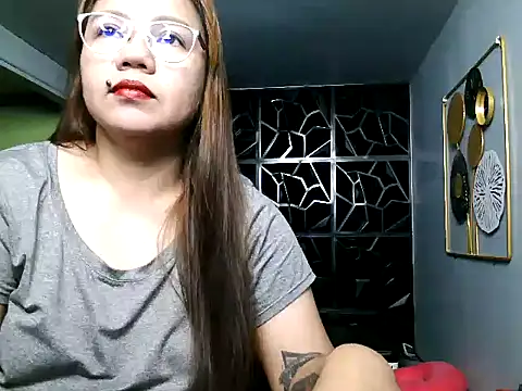 ambersmile online show from January 2025 10:37:01 PM