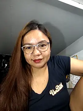 ambersmile online show from February 2025 01:22:01 AM