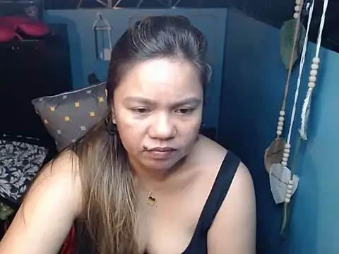 ambersmile online show from October 2025 11:54:02 PM