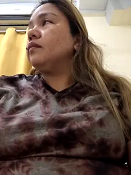 ambersmile online show from February 2026 03:20:01 PM