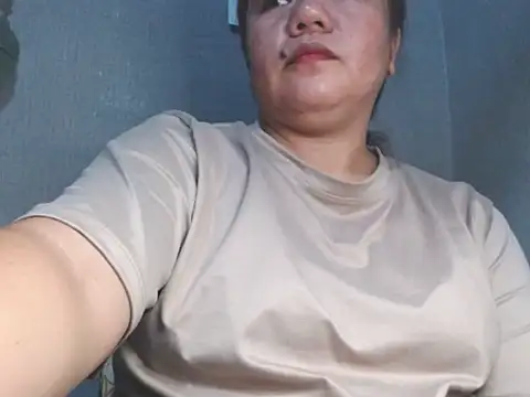 ambersmile online show from May 2026 11:37:01 AM