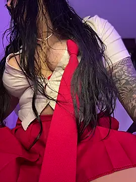 Snapshot of Naiara_sex chatting on October 2025 05:57:02 AM Naiara sex online show from October 2025 05:57:02 AM