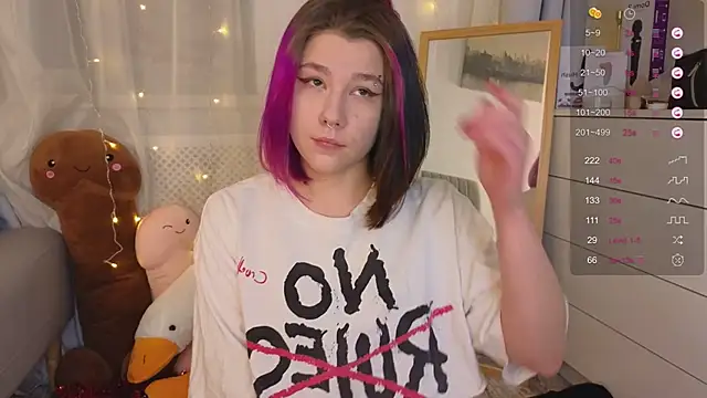 Mira Falls online show from December 2024 04:08:02 AM