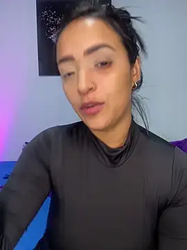 Shantal Lovee online show from December 2024 03:48:02 PM