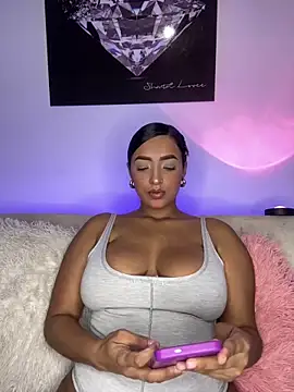 Shantal Lovee online show from January 2025 11:21:02 PM