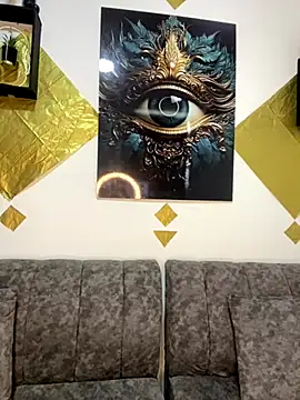 Shantal Lovee online show from December 2025 02:37:01 PM