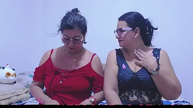 Snapshot of sexycristina_2 chatting on September 2025 02:43:01 PM sexycristina 2 online show from September 2025 02:43:01 PM