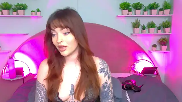 AnnaLeiBabestation online show from October 2025 09:00:01 AM