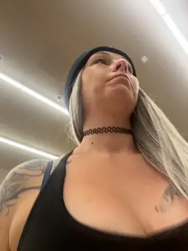 Babii Nova online show from April 2026 02:37:02 AM