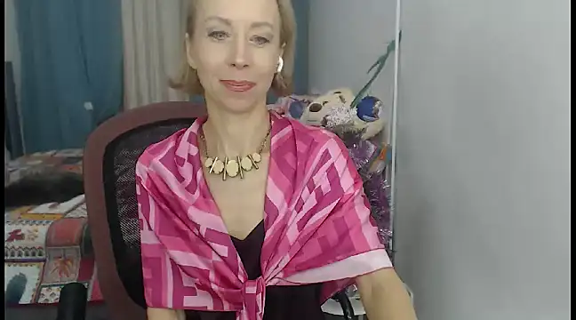 LuxuryNika online show from January 2025 02:20:01 PM