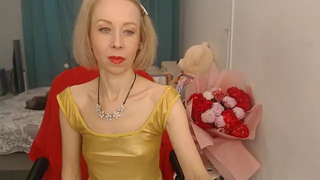 LuxuryNika online show from February 2025 02:13:01 PM