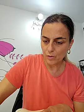 IsabelleCraft online show from March 2025 10:33:01 AM