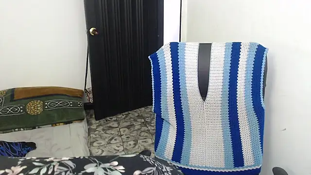 Snapshot of Smoke_trip_Alicia chatting on February 2026 05:30:01 PM Smoke trip Alicia online show from February 2026 05:30:01 PM