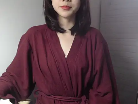 Bigg Pussyy Catt online show from December 2024 04:45:01 AM