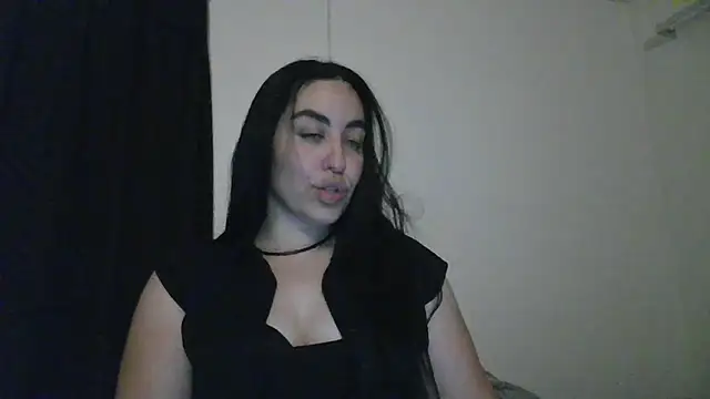 Snapshot of WetFlower69 chatting on June 2026 01:40:02 AM WetFlower69 online show from June 2026 01:40:02 AM