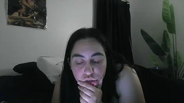 Snapshot of WetFlower69 chatting on June 2026 01:54:01 AM WetFlower69 online show from June 2026 01:54:01 AM