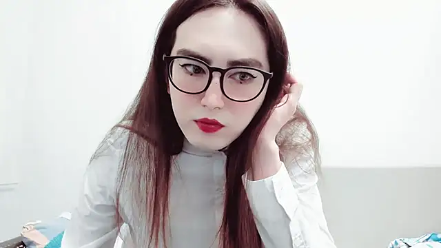 MinniMaksy online show from December 2024 10:00:01 PM