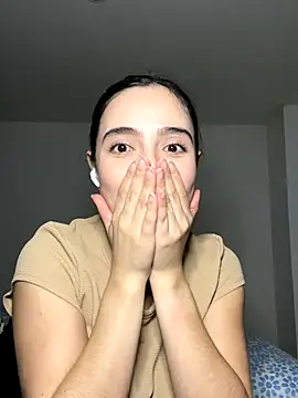 swrennn19 online show from September 2025 01:28:01 AM