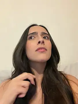 swrennn19 online show from April 2026 10:44:02 PM