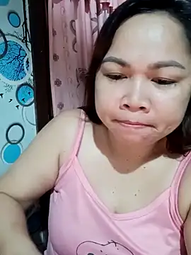 XXLorie 02 online show from March 2025 04:33:02 PM