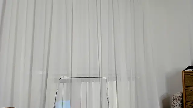 Snapshot of BrianaDiamondXXX chatting on December 2024 04:56:02 AM BrianaDiamondXXX online show from December 2024 04:56:02 AM