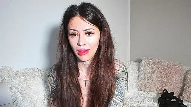 BrianaDiamondXXX online show from July 2026 05:01:01 AM